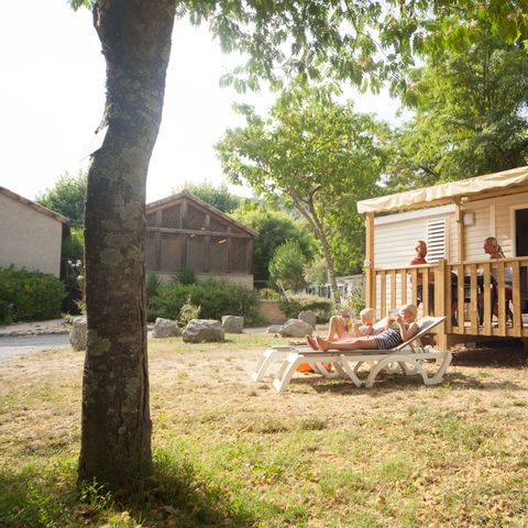 BUNGALOW 4 personnes - Pêcher