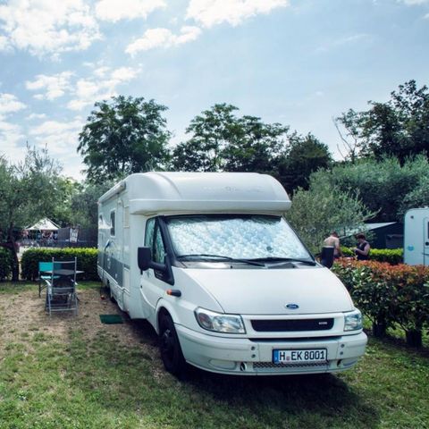 Emplacement - Emplacement Comfort Large - 75m² - 6 AMP