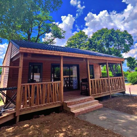 Chalet 4 personnes - Luxe FABRE 4 pers. 2 ch. 2 sdb. 1/4 pers. (possibilité jacuzzi privatif en option)