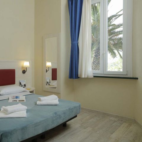 CHAMBRE 2 personnes - Double 1/2 personnes