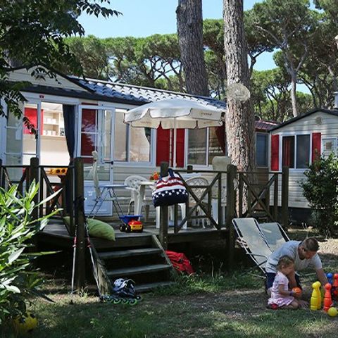 BUNGALOW 6 personnes - Classic | 2 Ch. | 4/6 Pers. | Terrasse surélevée | Clim.