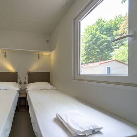 BUNGALOW 6 personnes - Comfort | 3 Ch. | 6 Pers. | Terrasse surélevée | Clim.