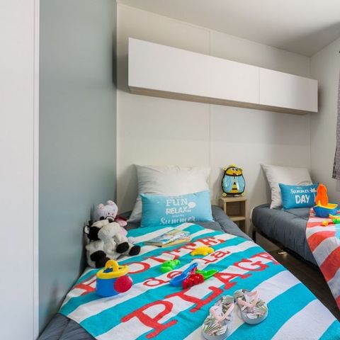 BUNGALOW 4 personnes - Mobil-home Confort+ 4personnes 2chambres 2SDB 34m²