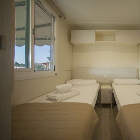 Mobilhome 6 personnes - MAXICARAVAN