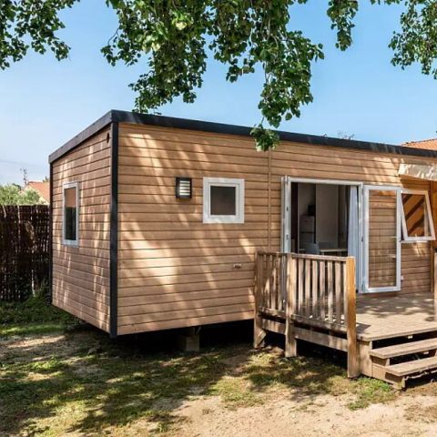 BUNGALOW 6 personnes - Mobil-home | Premium | 3 Ch. | 6 Pers. | Terrasse surélevée | 1 SDB | Clim.