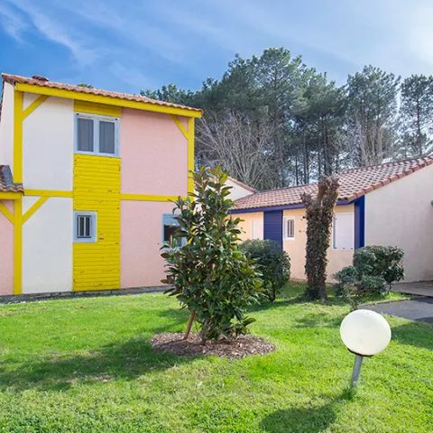 MAISON 8 personnes - 4 pièces 8 personnes