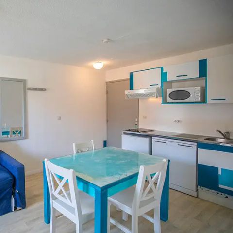 STUDIO 4 personnes - avec coin nuit 4 personnes