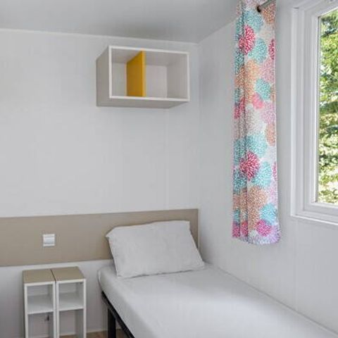 BUNGALOW 6 personnes - Comfort | 3 Ch. | 6 Pers. | Terrasse surélevée | Clim. | TV