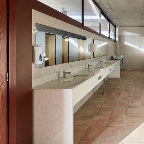 Emplacement - Moyen premium zone avec l'électricité
