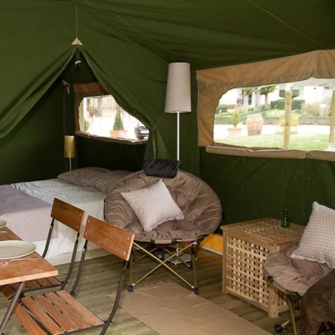 TENTE TOILE ET BOIS 5 personnes - NATURE CONFORT