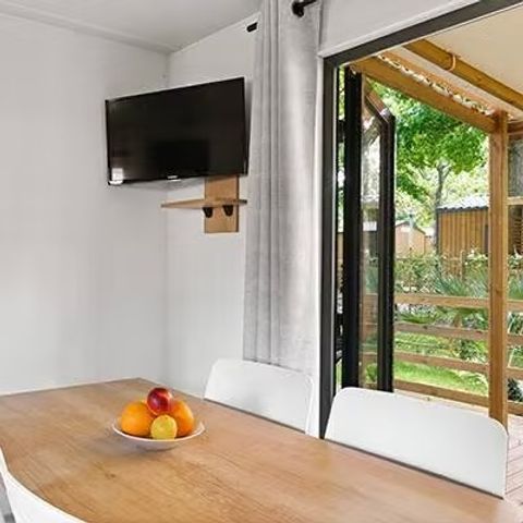 BUNGALOW 6 personnes - Premium | 3 Ch. | 6 Pers. | Terrasse surélevée | 2 SDB | Clim. | TV