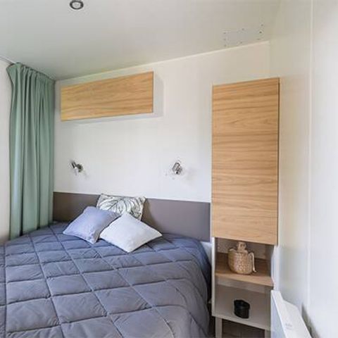BUNGALOW 8 personnes - Mobil-home | Ultimate | 4 Ch. | 8 Pers. | Terrasse surélevée | Clim. | TV