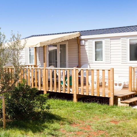 BUNGALOW 6 personnes - Mobil-home | Comfort | 2 Ch. | 4/6 Pers. | Terrasse surélevée | Clim. | TV