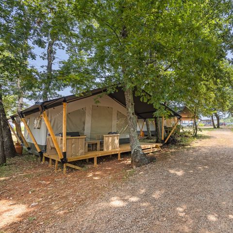 TENTE TOILE ET BOIS 4 personnes - Park Umag - Tente Safari Confort