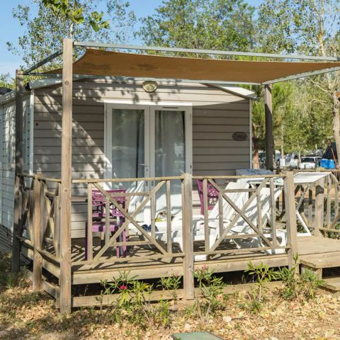 BUNGALOW 8 personnes - Mobil-home | Premium | 3 Ch. | 6/8 Pers. | Terrasse surélevée | 1 SDB | Clim.