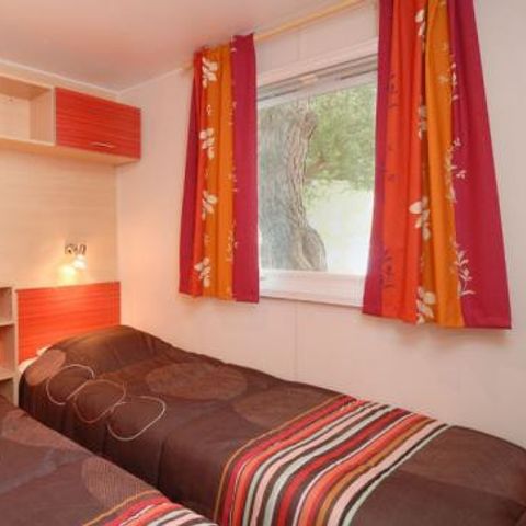 BUNGALOW 5 personnes - Mobil-home | Comfort | 2 Ch. | 5 Pers. | Terrasse Simple | 1 SDB | Clim.