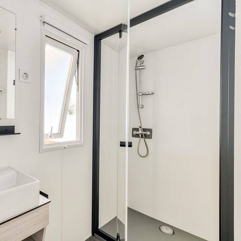 BUNGALOW 4 personnes - Mobil-home | Premium | 2 Ch. | 4 Pers. | Terrasse surélevée | Clim. | TV