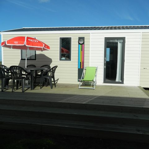 BUNGALOW 6 personnes - Mobil home Confort 28 à 31m² (3 chambres) + Terrasse 6/8 pers