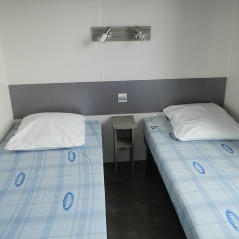 BUNGALOW 6 personnes - Mobil home Standard 32m² (2 chambres) + Terrasse 4/6 pers