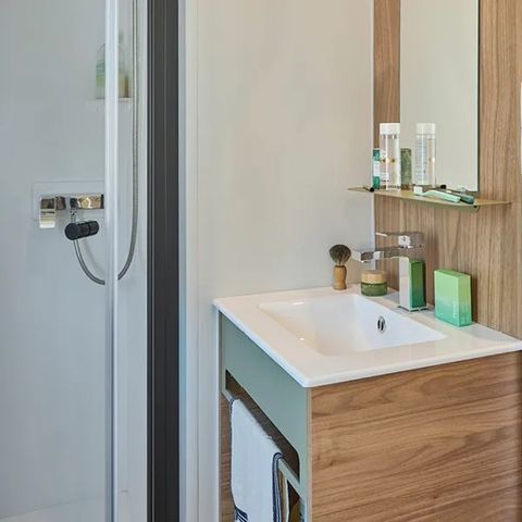 STUDIO 2 personnes - Studio 13.5m² Confort + Terrasse 2 pers