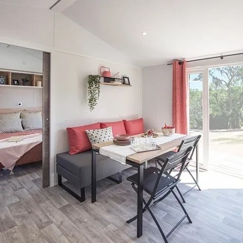 BUNGALOW 6 personnes - Mobil-home PMR Premium 31m² (2 chambres) + Terrasse 4/6 pers