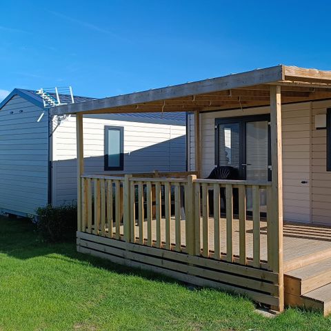 BUNGALOW 4 personnes - Mobil home Confort 20m² (1 chambre) + Terrasse - Vue Mer 2/4 pers