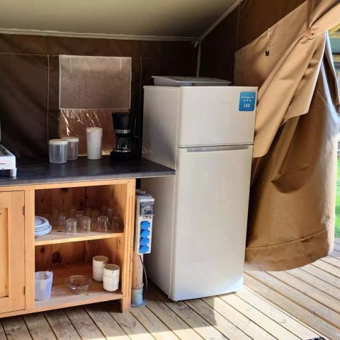 Tente en toile et en bois 5 personnes - Lodge 3 Pièces 5 Personnes Sans Sanitaire