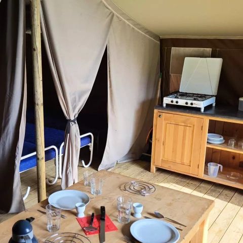 Tente en toile et en bois 5 personnes - Lodge 3 Pièces 5 Personnes Sans Sanitaire
