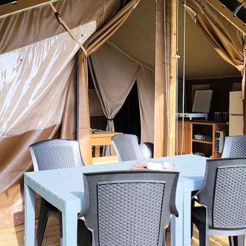 Tente en toile et en bois 5 personnes - Lodge 3 Pièces 5 Personnes Sans Sanitaire