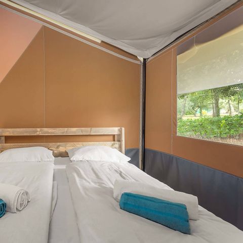 TENTE TOILE ET BOIS 6 personnes - Safaritent sanitair + airco (6P)