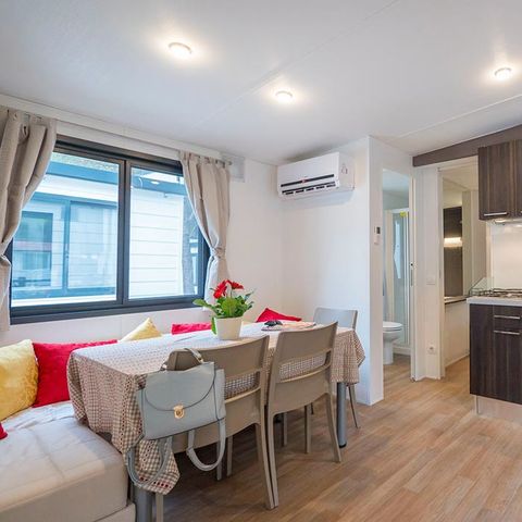 BUNGALOW 4 personnes - Ultimate | 2 Ch. | 4 Pers. | Terrasse Couverte | 2 SDB | Clim. | TV