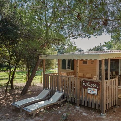 BUNGALOW 6 personnes - Premium | 3 Ch. | 6 Pers. | Terrasse surélevée | Clim. | TV