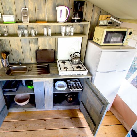 Tente en toile et en bois 5 personnes - Valkanela - Tente safari + sanitaires