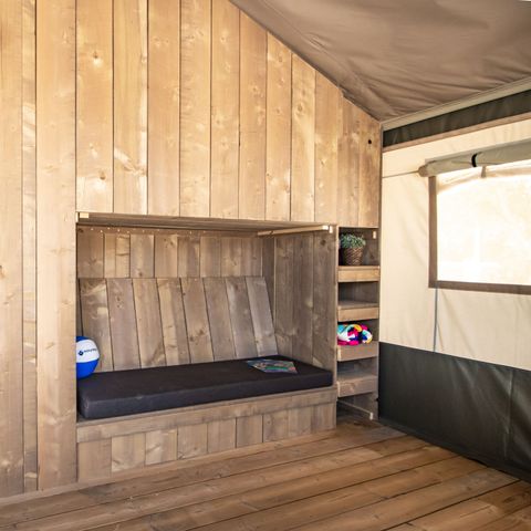 Tente en toile et en bois 5 personnes - Valkanela - Tente Safari Bella Vista + sanitaires + air conditionné (8P)