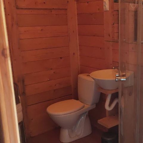 Tente en toile et en bois 5 personnes - Tente safari coucher de soleil + sanitaires + air conditionné (6P)
