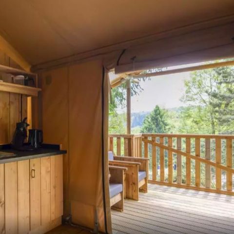 Tente en toile et en bois 5 personnes - Valkanela - Tente Safari Bella Lodge + sanitaires + air conditionné (6P)