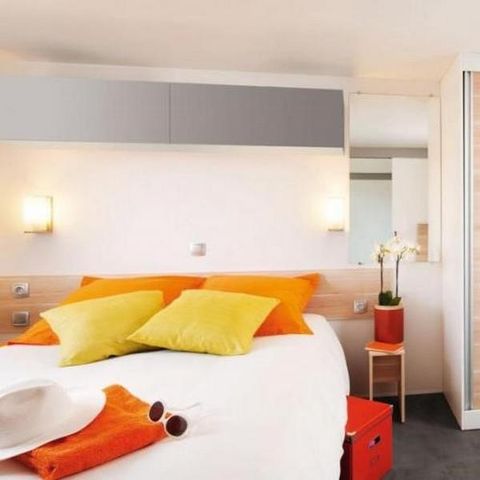 BUNGALOW 4 personnes - PMR Confort 27m² 2 chambres + TV + terrasse 