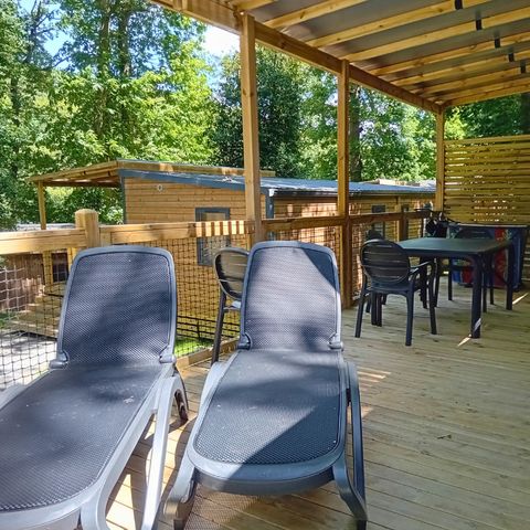 BUNGALOW 4 personnes - Homeflower Premium 29m² (2 chambres) + CLIM + terrasse semi-couverte + TV + draps + serviettes