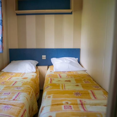 Mobilhome 5 personnes - Aqua 2 chambres 4 Adultes et 1 enfant Terrasse Semi-Couverte Clim TV