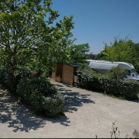 Emplacement - Emplacement "Signature" + électricité + sanitaire privé