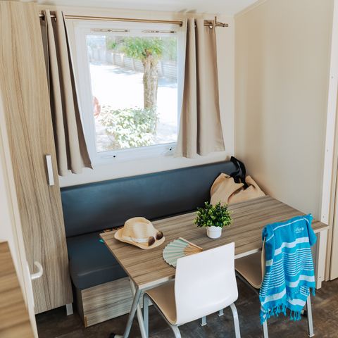 Mobilhome 4 personnes - Loisir Confort 2ch. 4pers. - 25m2 Terrasse parasol - SAM
