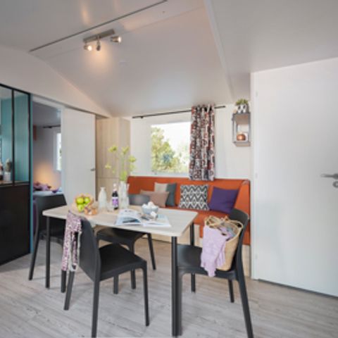 Mobilhome 4 personnes - Cottage Confort 2ch. 4pers. -30m2 - Terrasse couverte - SAM