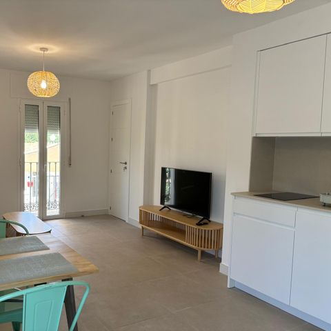 APPARTEMENT 4 personnes - Con balcón