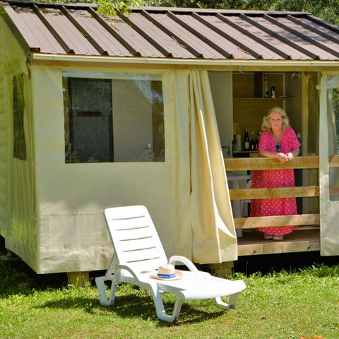 BUNGALOW 5 personnes - Tithome 21m² - 2 chambres - sans sanitaires 5 pers.