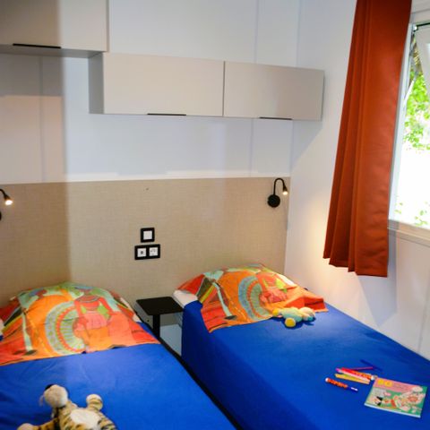 BUNGALOW 6 personnes -  Mobil Home 28/30m² - 2 chambres 4/6 pers.