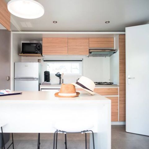 BUNGALOW 4 personnes - Mobile-home | Ultimate | 2 Ch. | 4 Pers. | Terrasse surélevée | 2 SDB | Clim.