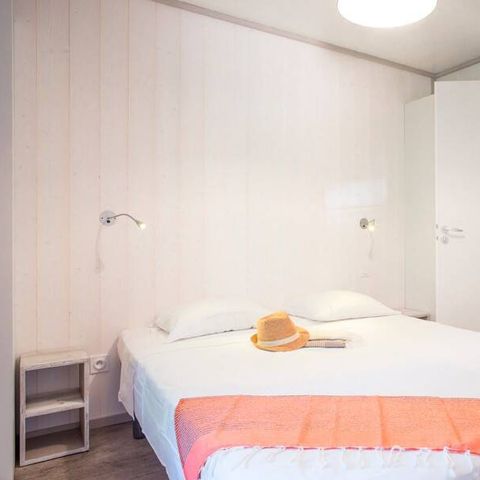 BUNGALOW 8 personnes - Mobil-home | Ultimate | 3 Ch. | 6/8 Pers. | Terrasse surélevée | 2 SDB | Clim.