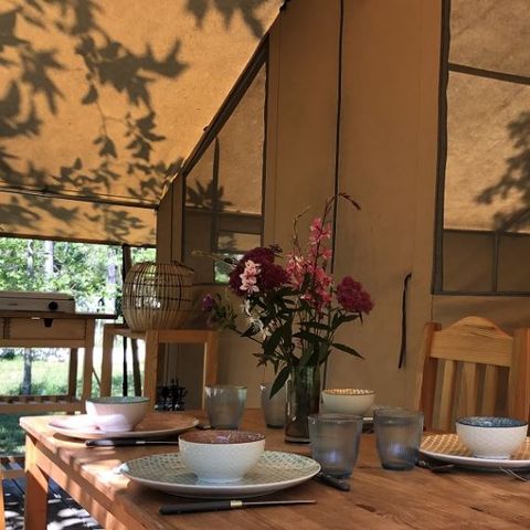 Tente en toile et en bois 4 personnes - Ecolodge