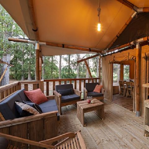 BUNGALOW TOILÉ 7 personnes - Luxury Lodge 6/7 personnes (2 chambres + clic clac dans le salon)