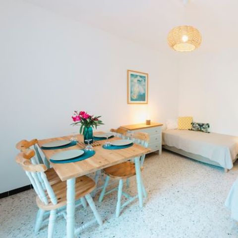 VILLA 4 personnes - Mini villa pour 4 personnes (une chambre)